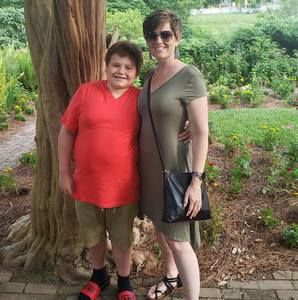 Meet your Posher, Denae